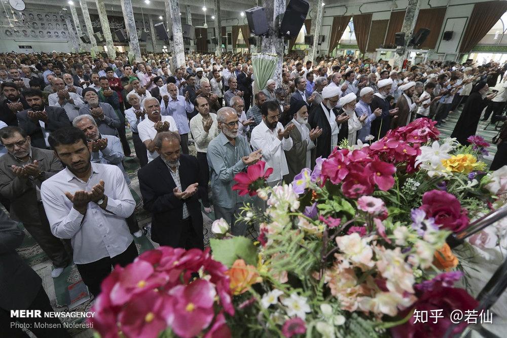 今年古尔邦节,在伊朗仍然是一片庆祝的欢腾,下面照片是来自伊朗各省的