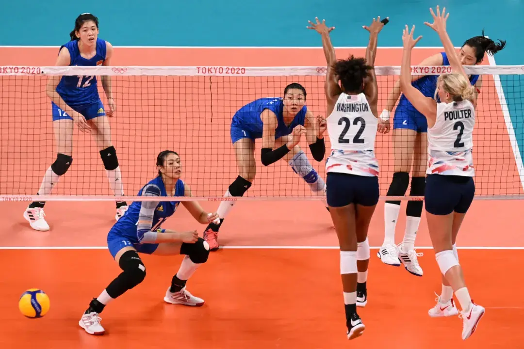 奥运进行时中国女排vs美国女排精彩图集