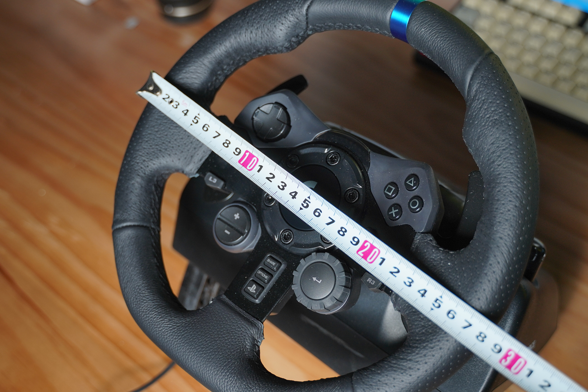 4000元不到体验百万豪车罗技g923方向盘体验测评