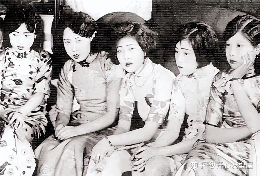 民国第一妓女的回忆:老鸨有个习惯,偷偷去每个房间敲地上的砖块 - 知乎