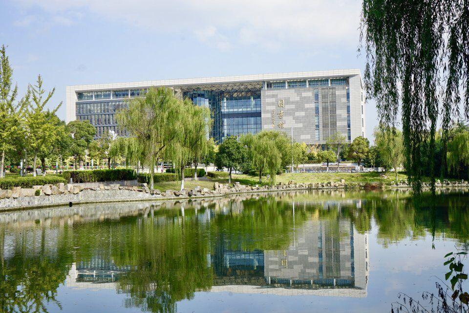 江苏大学考研江苏大学车辆工程专业为你的未来加速