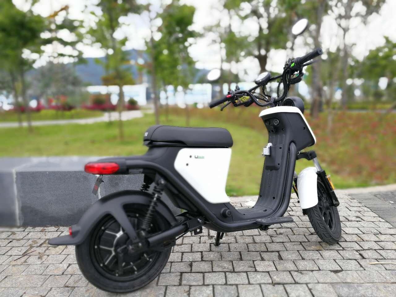 如何评价小牛电动在2017年4月12日发布的新品