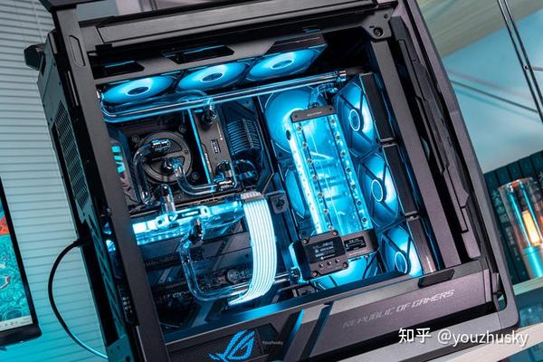 ROG 创世神分体水冷装机展示 —— HYPERION GR701冰蓝大道 - 知乎