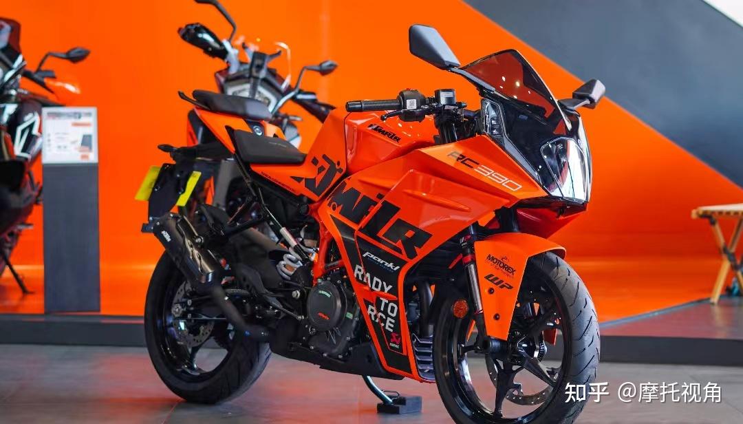 ktm旗下mx系列越野车2023款250 sx-f上市不到一年,价格从86980元降至