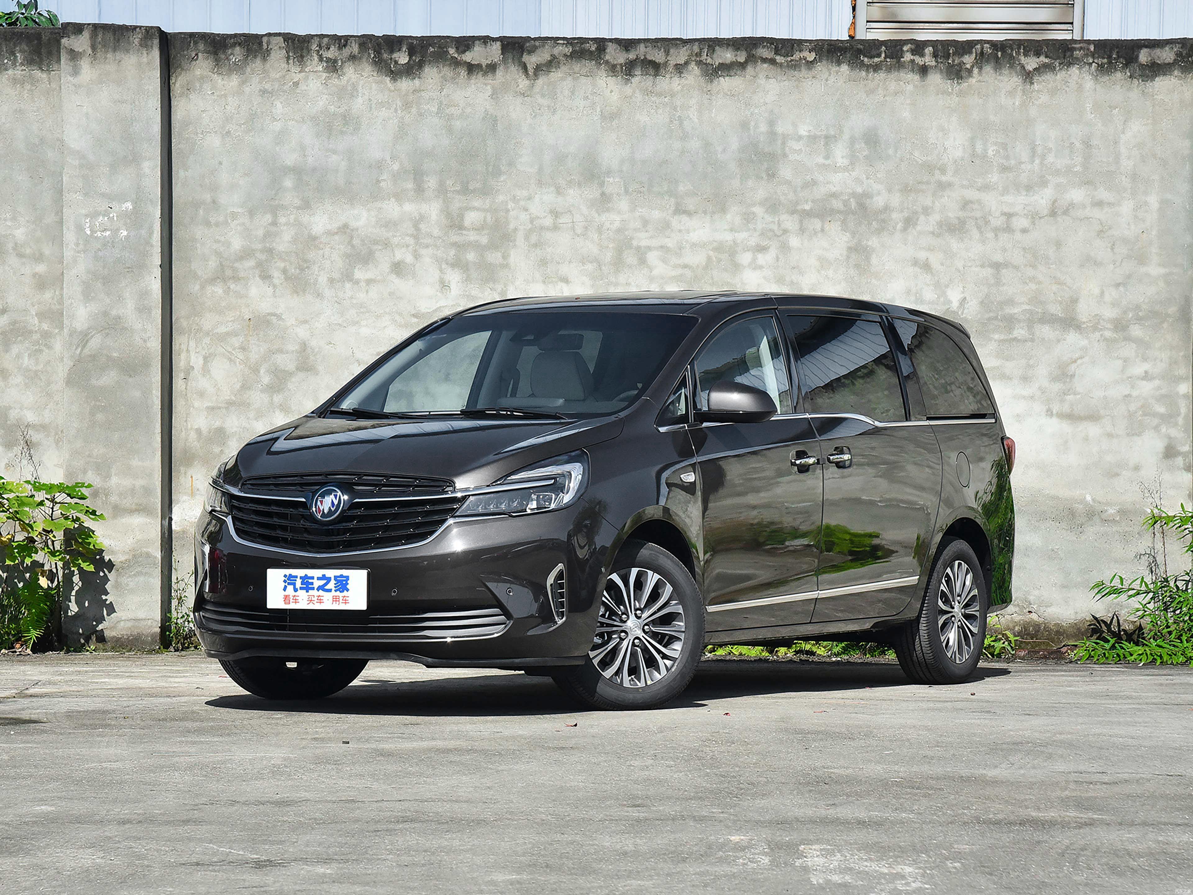 上汽集团再发力荣威imax8或将打乱mpv市场兄弟车型齐上阵