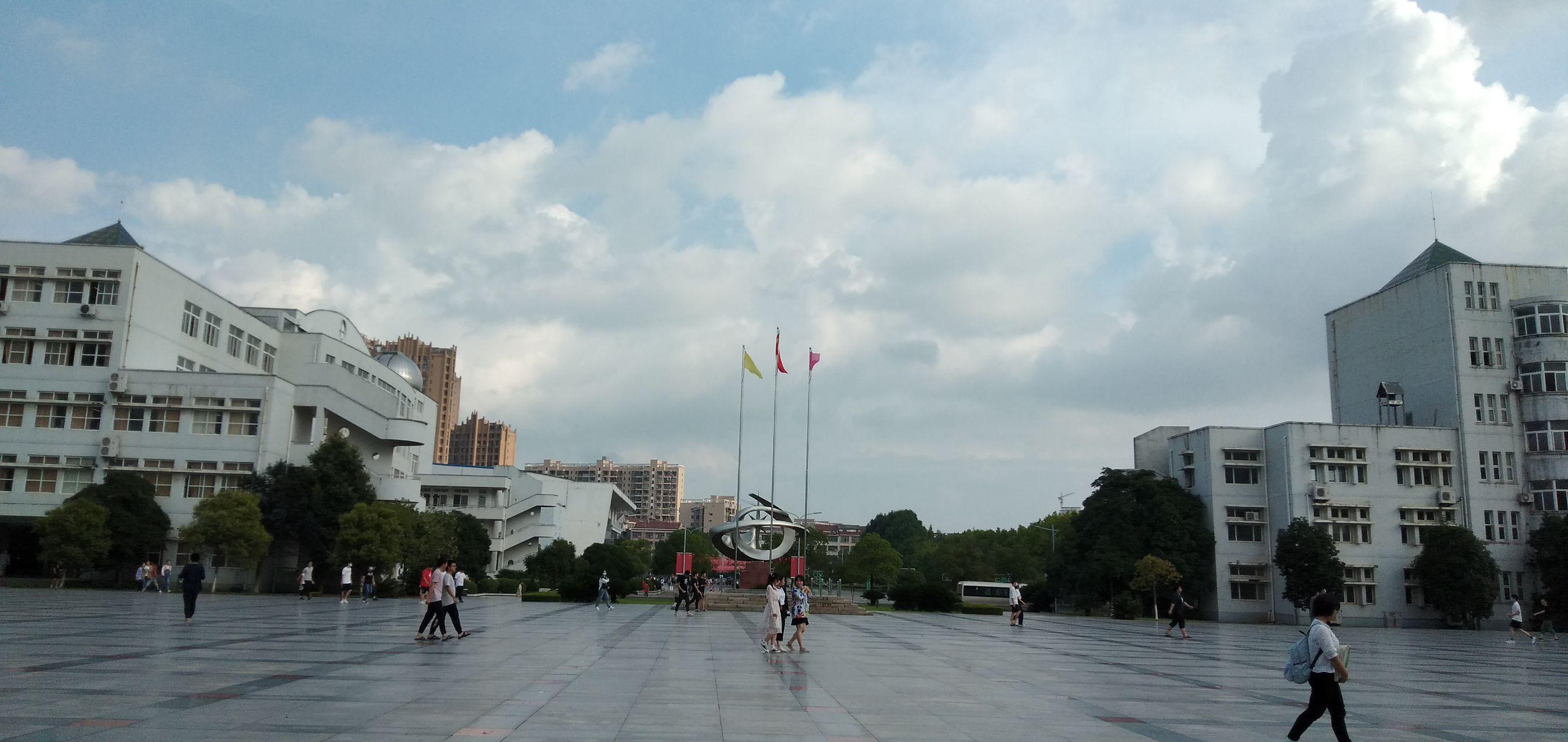 在黄梅一中读书是怎样一种体验