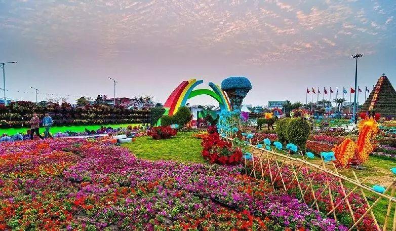 叫「陈村花卉世界」在佛山,有个千花之乡叫「长鹿农庄」在佛山,有个