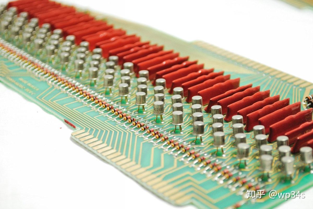 电与磁的极致艺术~1968年的HP9100A晶体管计算器(机)-2