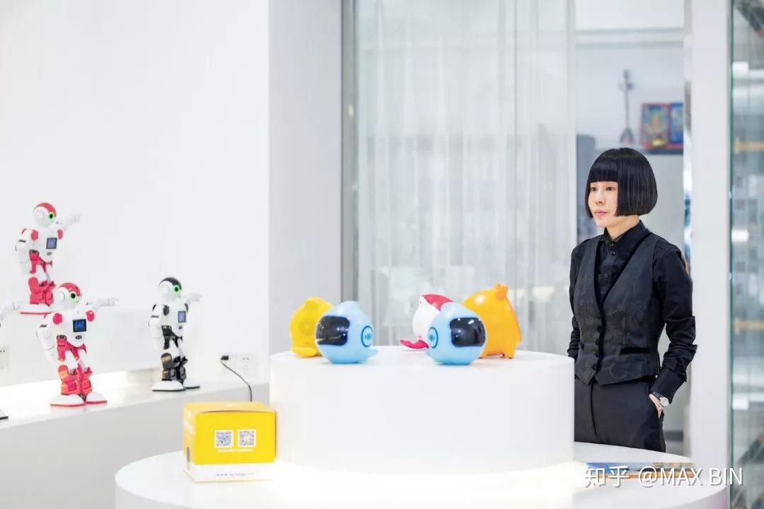 智能机器人行业女企业家——周广鹭