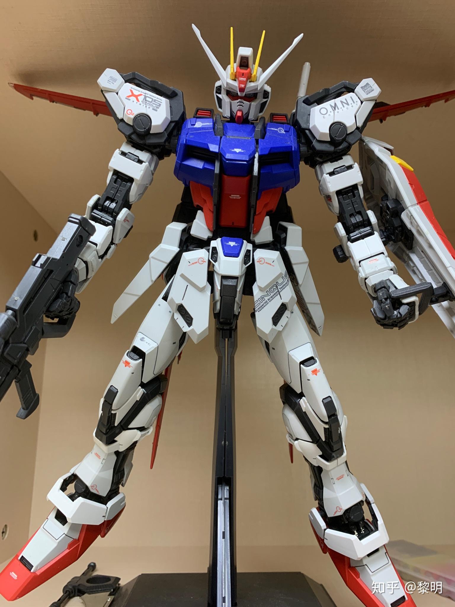 买旧的万代pg强袭还是等明年的完美强袭