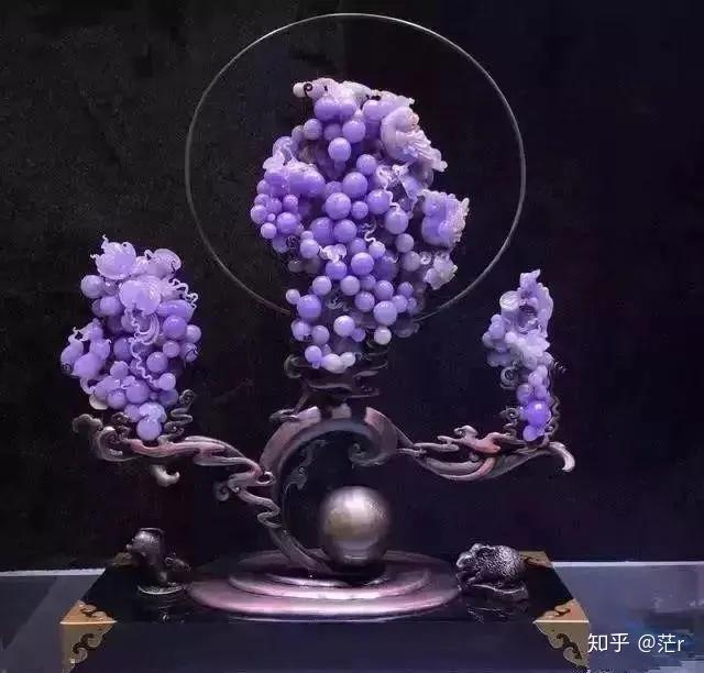翡翠　香炉 9ce8341d30034bddad44b3b7234686