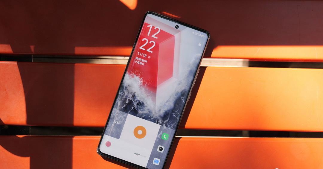 张大仙直播翻车了iqoo12不想背锅华为反而成了赢家