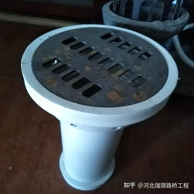 泄水管一般分为铸铁泄水管,pvc泄水管,桥梁泄水管