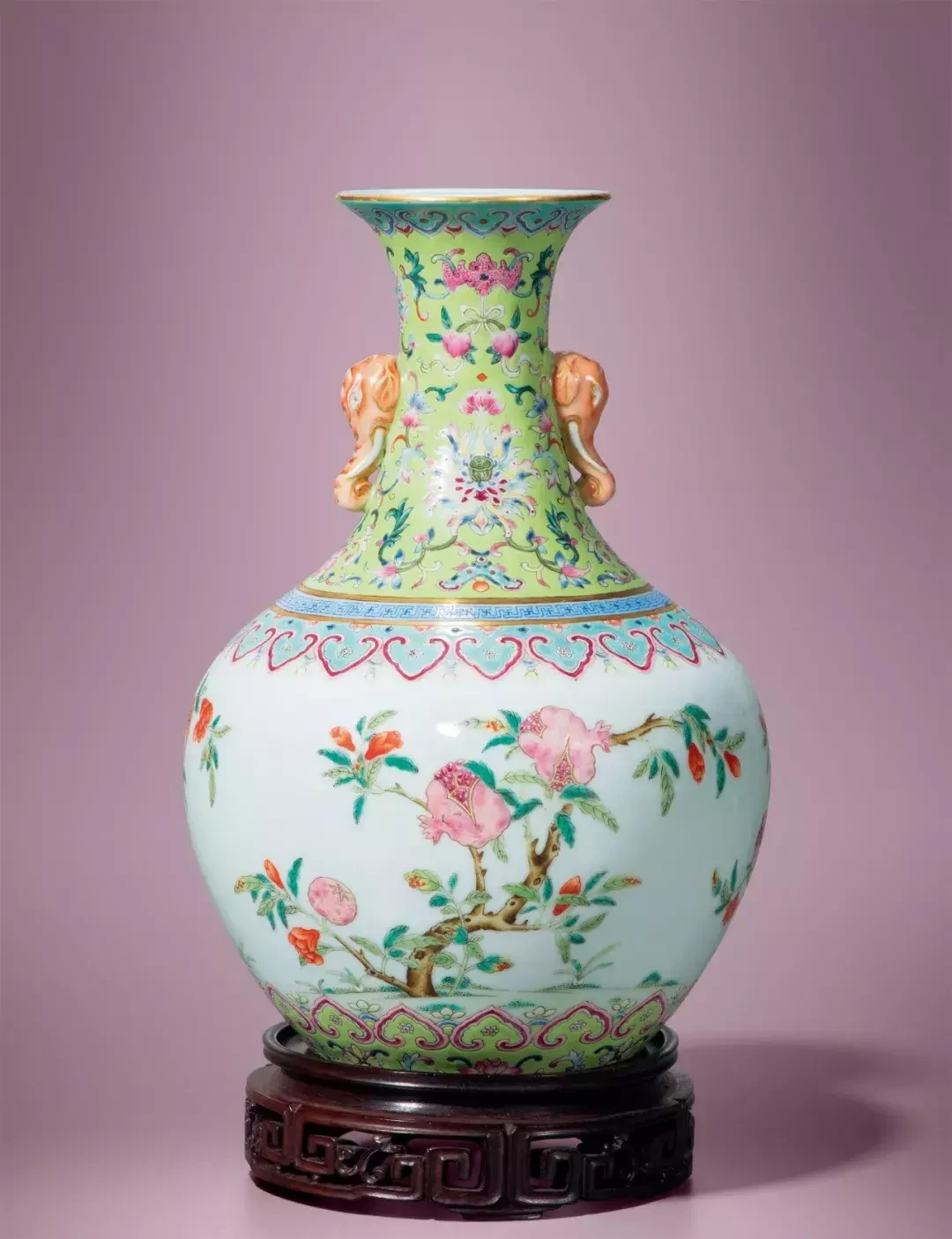 太平有象清代官窑瓷器中拍卖的象耳蕴含什么样的寓意