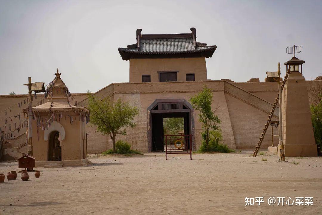 自驾游敦煌，西线上有两个景点值得打卡，距离市区不过20多公里 - 知乎