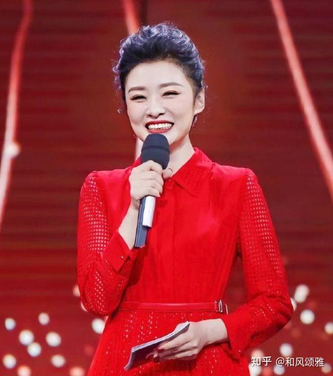 周涛式2025蛇年春晚主持词开场白 - 知乎