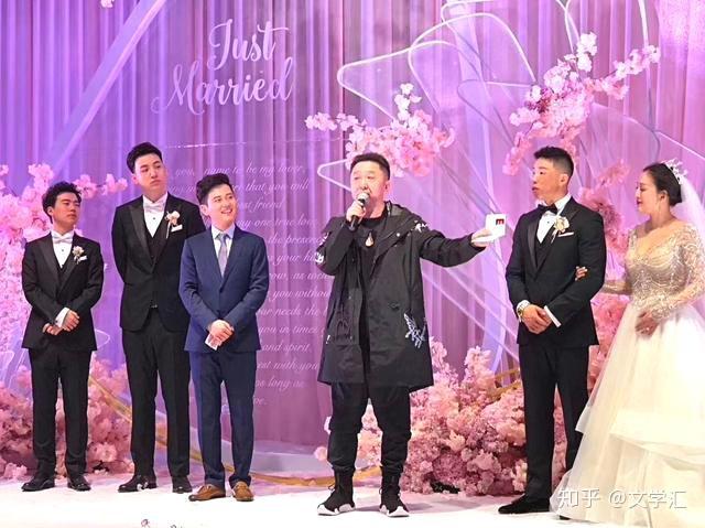 烧饼婚礼孟鹤堂主持郭麒麟当伴郎郭德纲排场生当说相声