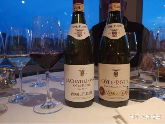 今年的罗第丘之旅从维达芙丽酒庄(maison vidal fleury)的一场晚宴