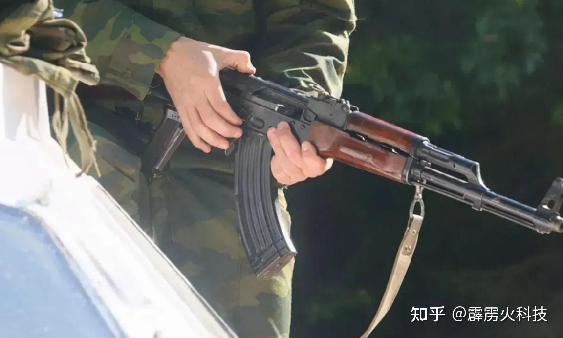 中国版AK47，战狼2中56式自动步枪有多强？为什么被叫做56冲？ - 知乎