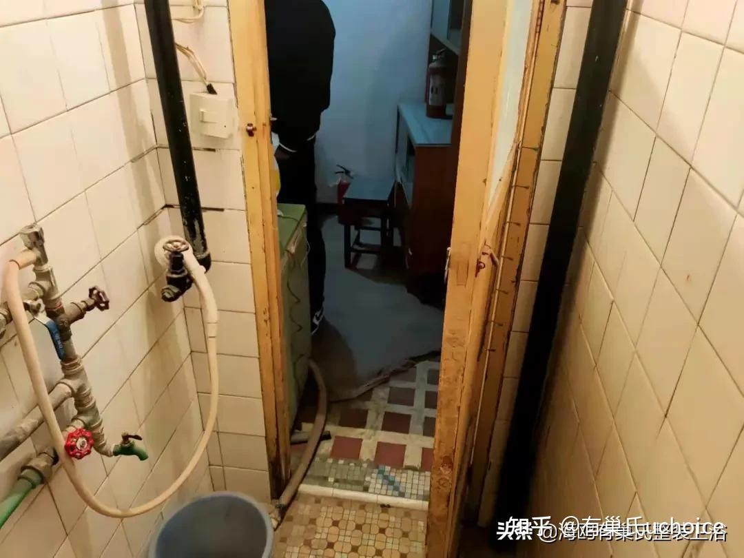 改造前后72 摒弃卫生间漏水隐患苏州有巢氏整体卫浴使用彩钢板壁板