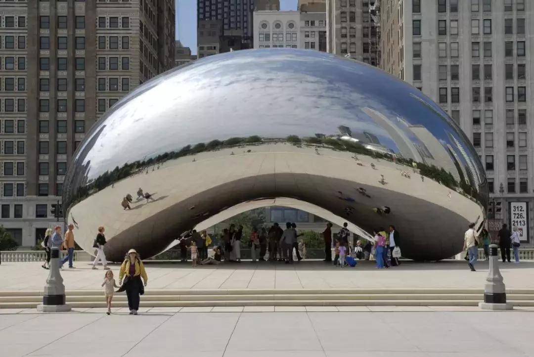 藝術現場無限張力的靜謐anishkapoor