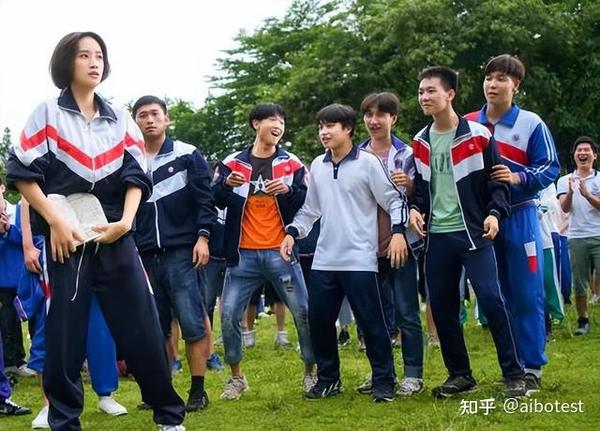 为什么说00后是垮掉的一代?将接手90后的重担,是机遇也是挑战 - 知乎