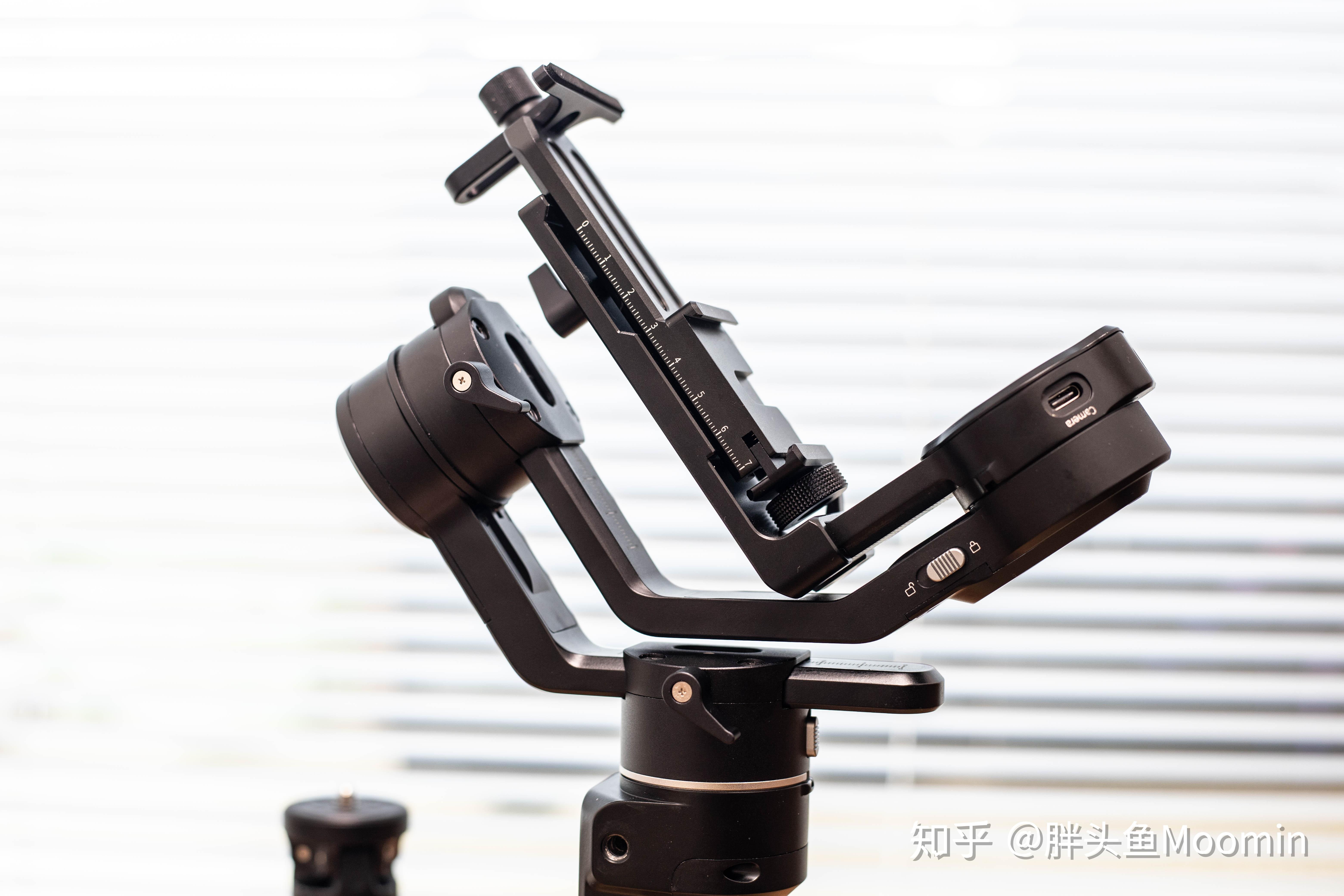 花1000元让你的相机也能物理防抖,飞宇ak2000c稳定器