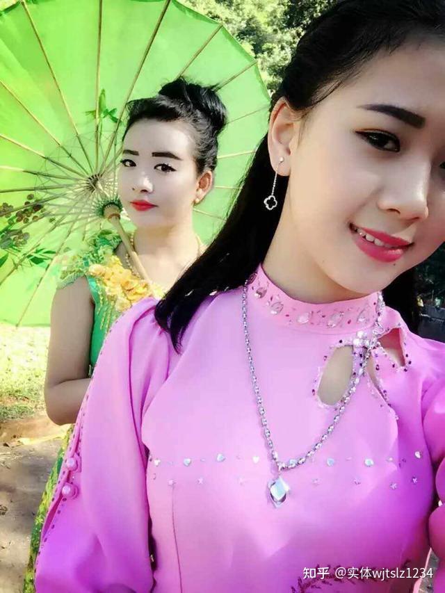 缅甸佤邦鲍家儿媳妇图片