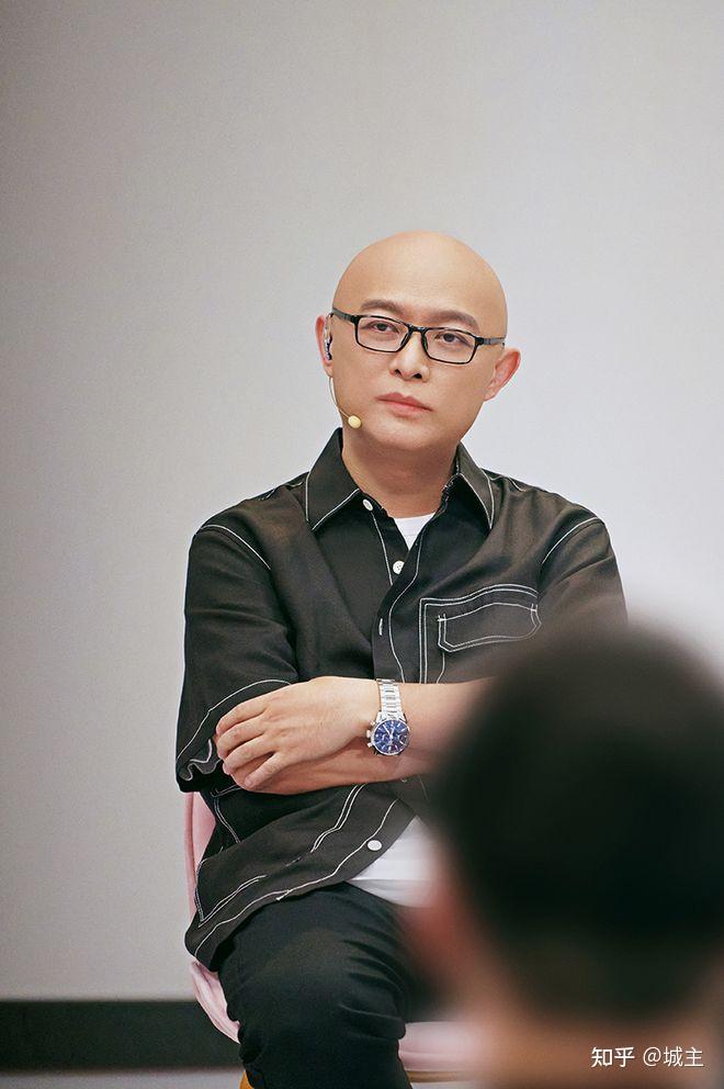 孟非婚恋市场中的女性比同龄男性的成长快很多