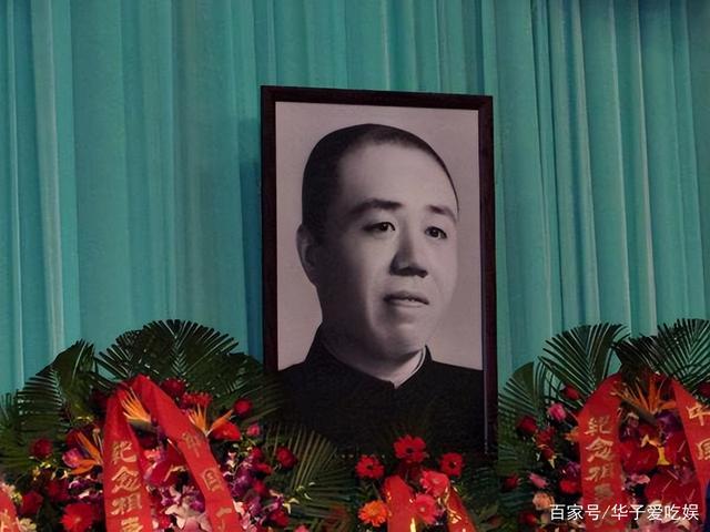 听王玥波在评书里说，相声大师刘宝瑞因做出了惊天动地的事而死。请问当年刘宝瑞先生是做了什么？