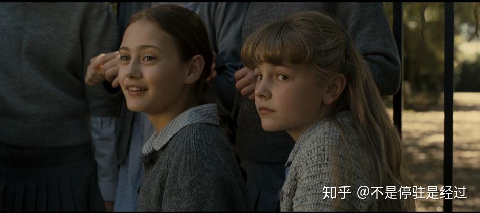 《莫失莫忘》问世于2005年,2010年被美国导演马克·罗曼尼克拍成电影.