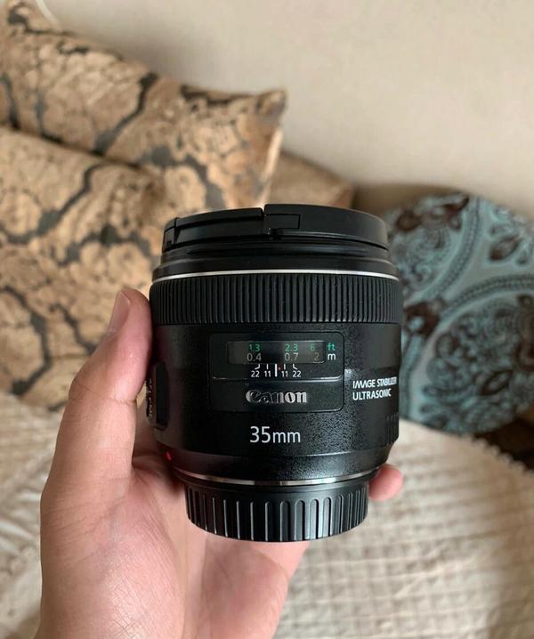 一支低调的全画幅35mm定焦镜头 - 知乎