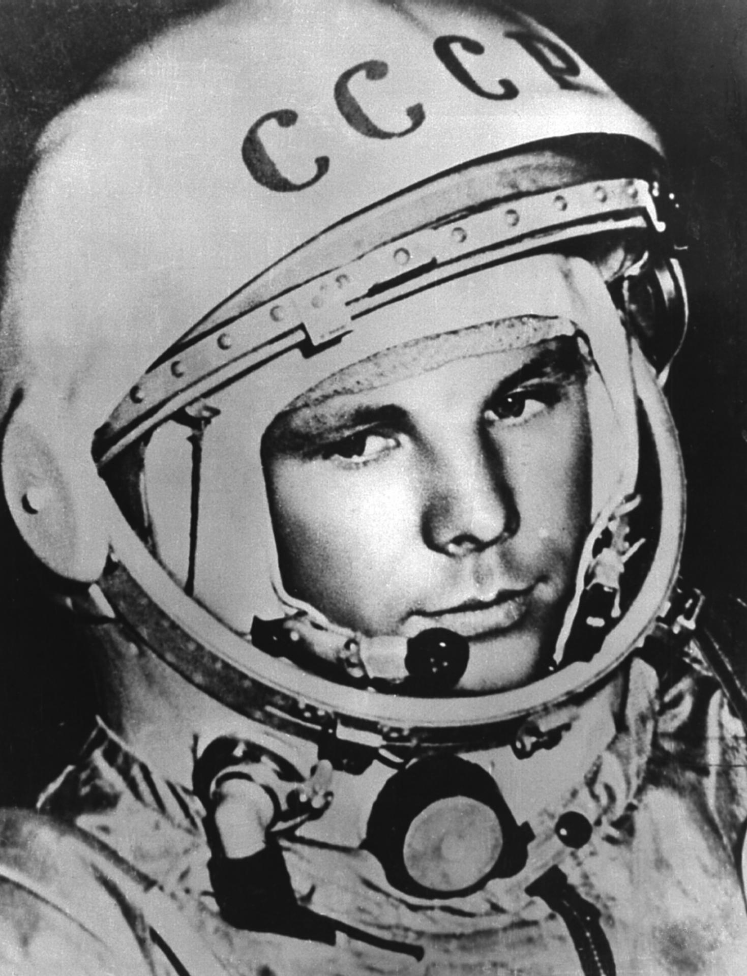 Yuri Gagarin First Man In Space Soviet Propaganda Poster A3 Reprint ...