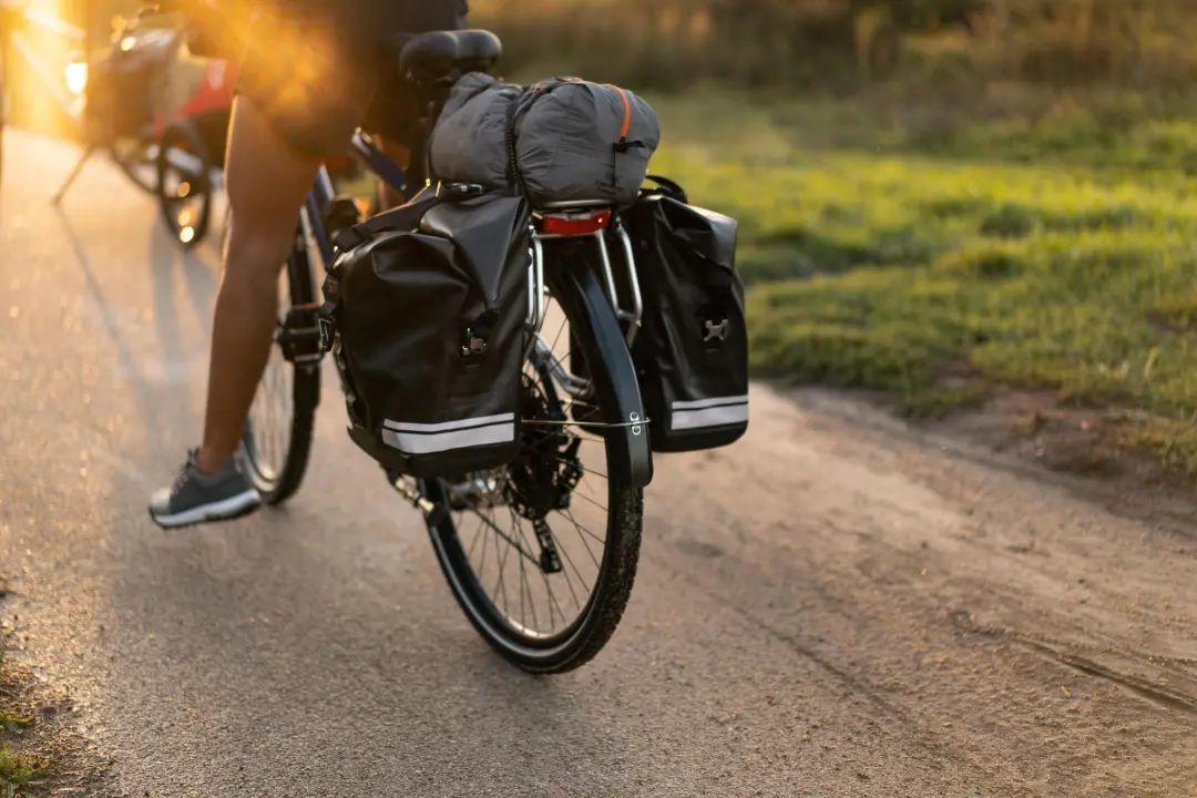 骑行长途出行还需专业装备骑车旅行竟如此神奇