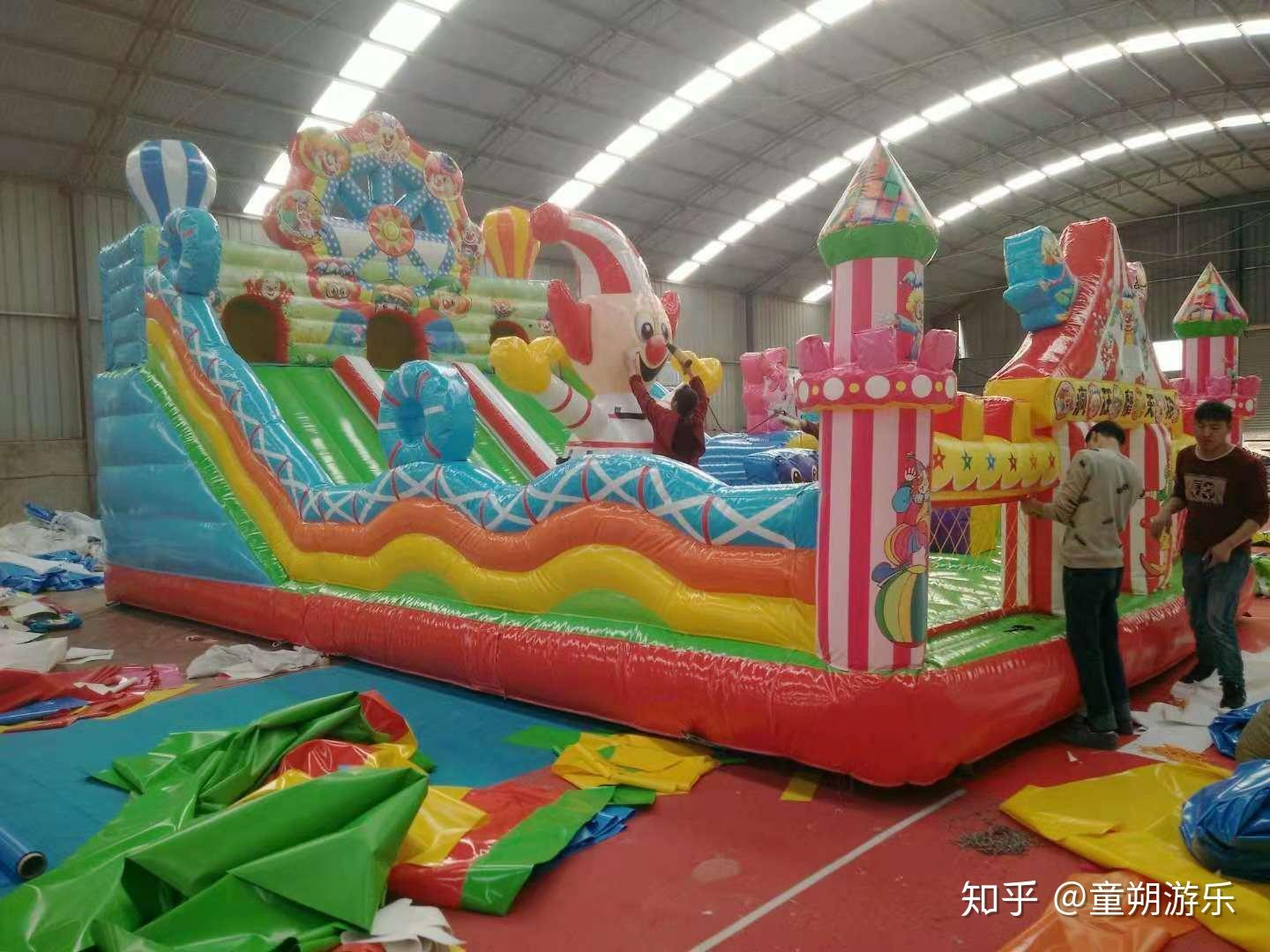 摆摊充气城堡设备怎么选择
