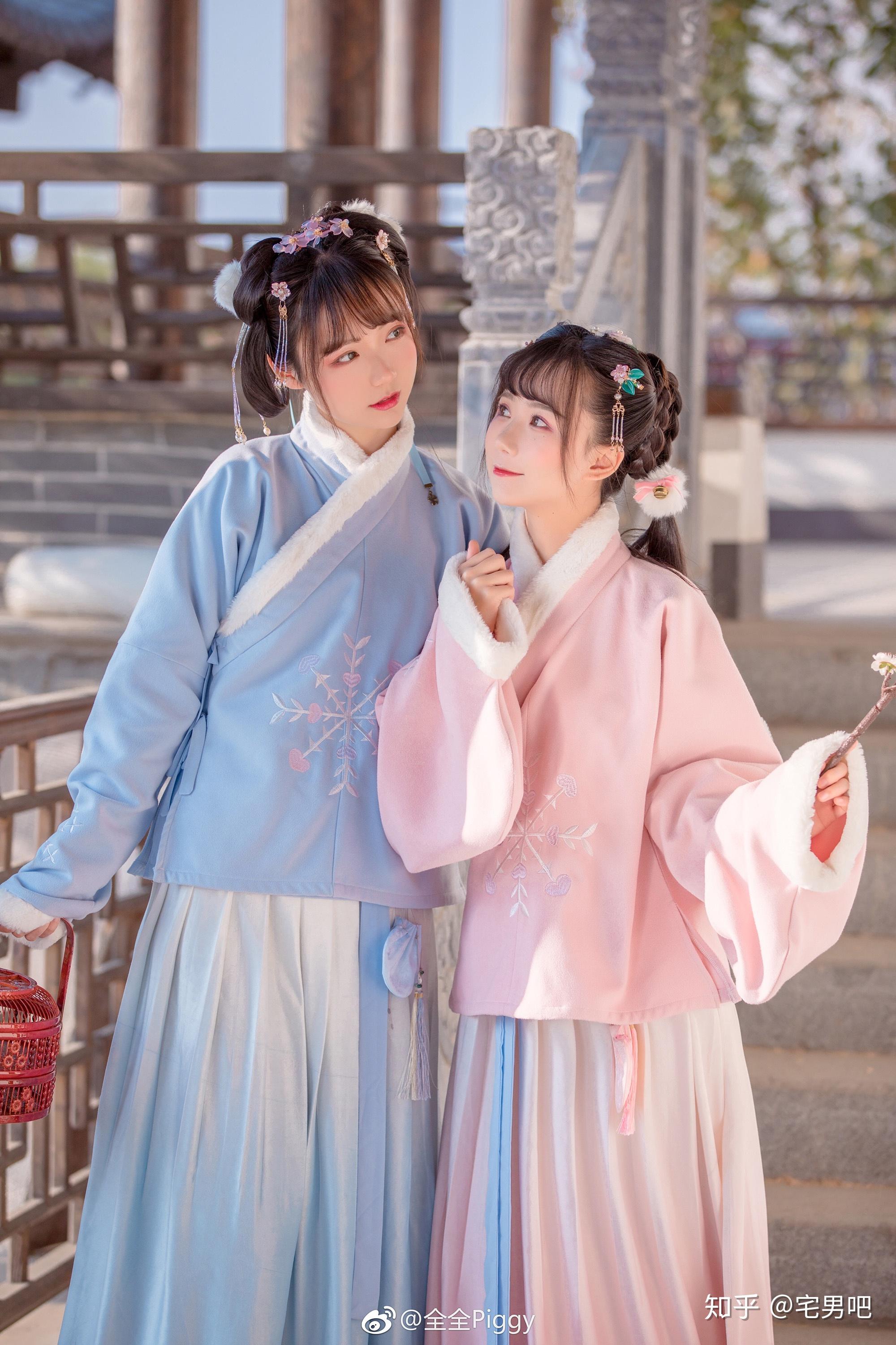 毛绒绒的汉服姐妹花,清纯貌美,如诗如画!