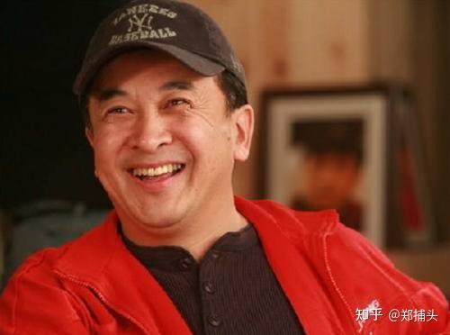 他演过士兵突击的老马其实他是相声演员出身师父是黄宏