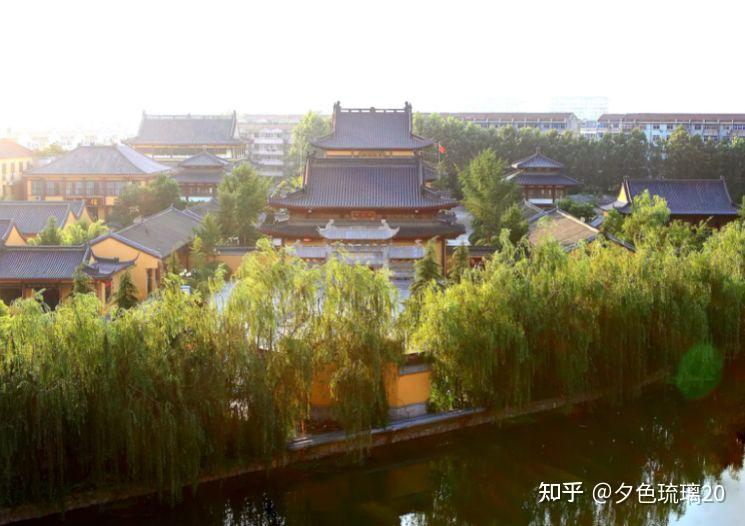 盐城护国永宁禅寺是江苏省21个重点寺庙之一.
