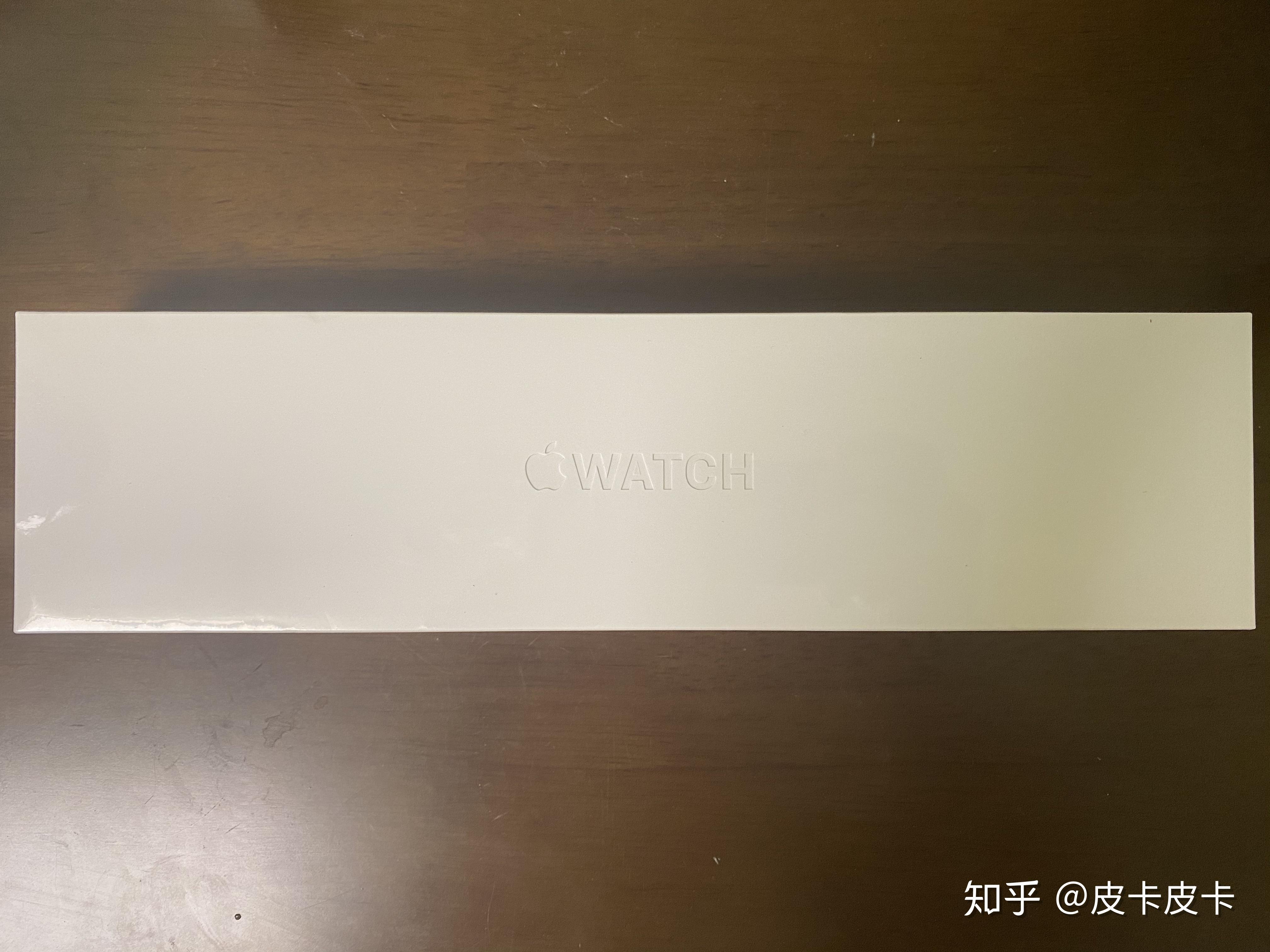 没关系,手表没到,我先替你们开箱体验~~ 苹果官网的包装还是很给力的