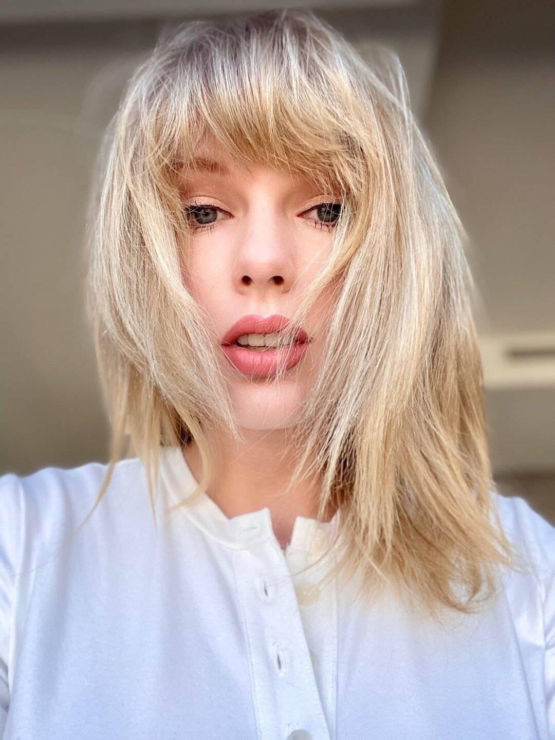 霉霉Taylor Swift —— TIME100杂志2019年4月/ 5月|杂志|裙装|毛衣_新浪新闻