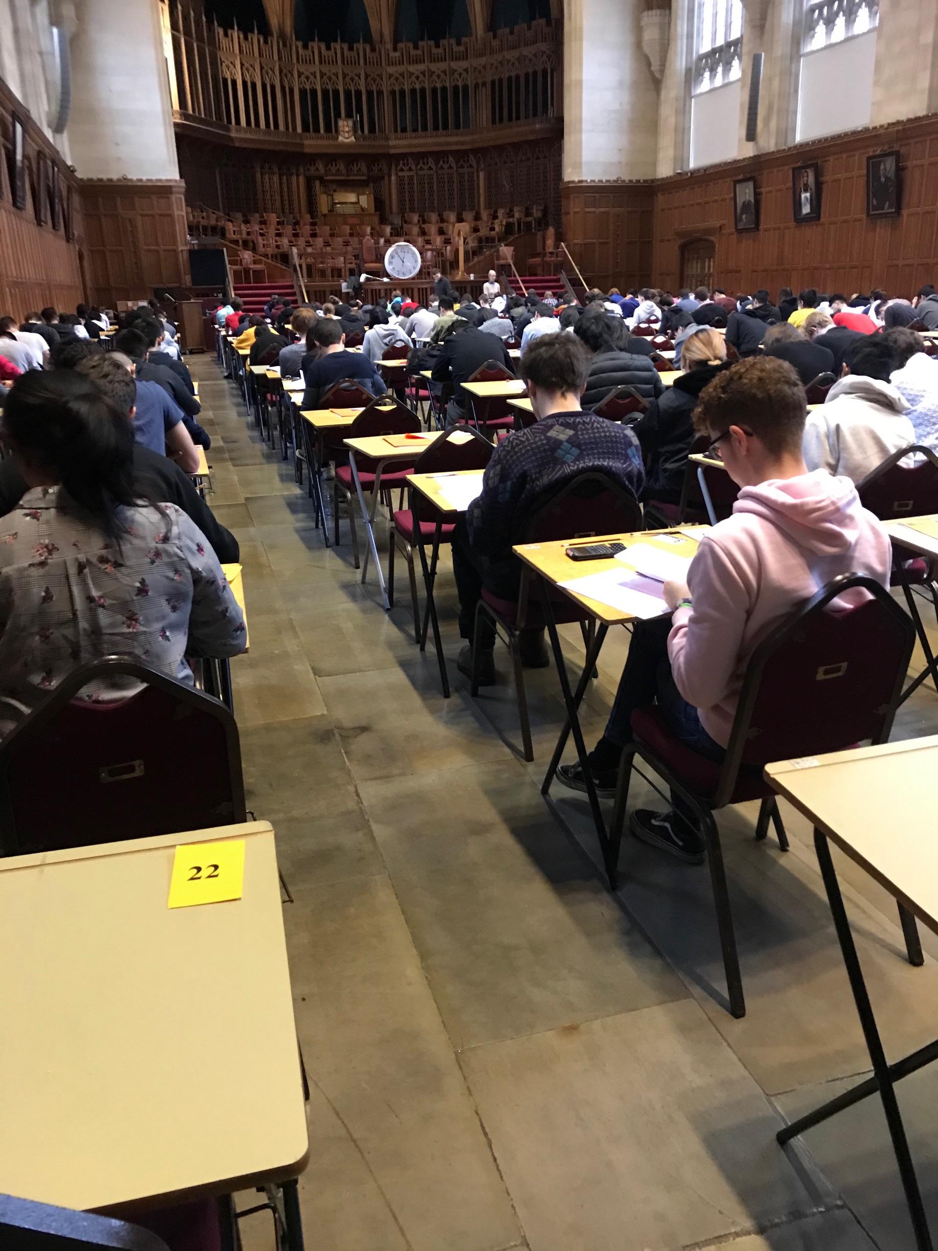 英国大学监考那些事儿