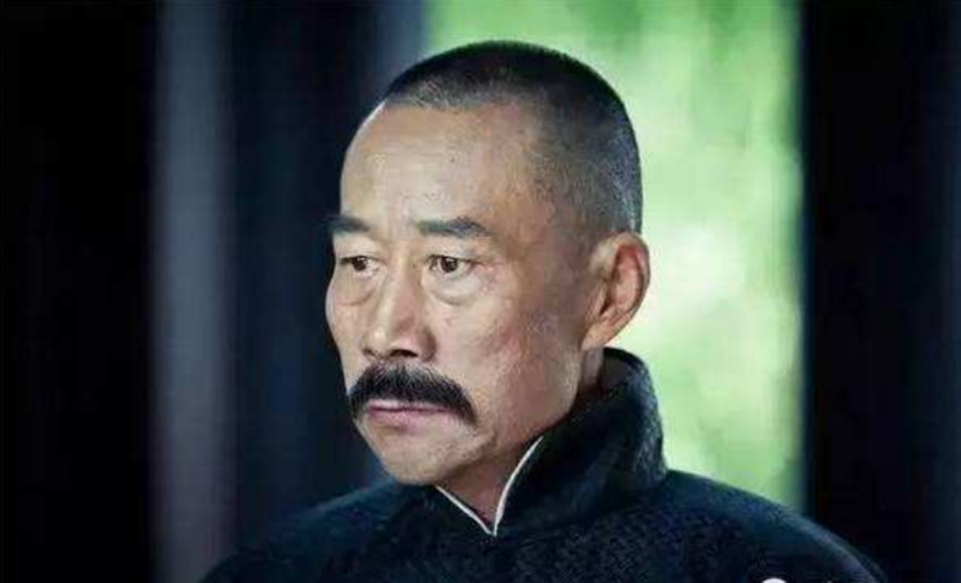 财主马车被劫含冤入狱后又被孙地主折磨东北王张作霖第二集