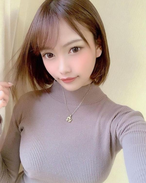 凶凶樱花妹「撑开背心」非常极品！ Facebook-第10张