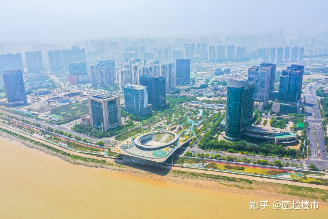 滨江商务区热度不减,华润置地&城发31.3亿拿下CBD核心超高层地块 - 知乎