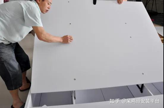 专业安装师傅教你高箱床怎么安装?气压高箱床安装步骤图解 - 知乎