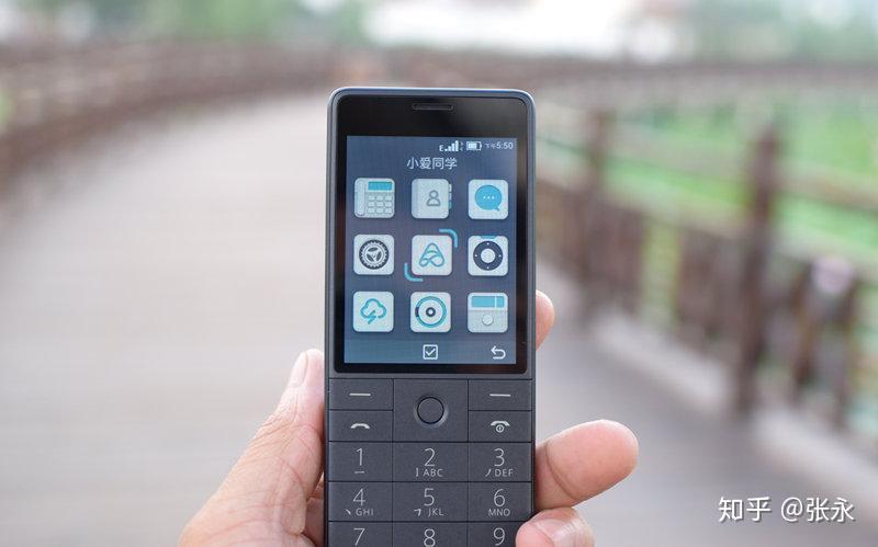 小米新品"老人机":内置小爱同学,售199能否撼动老年机市场 - 知乎