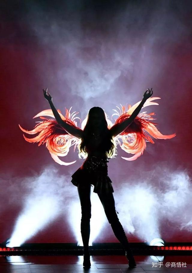 从中年危机到中年崛起天猫为维密插上新的天使翅膀