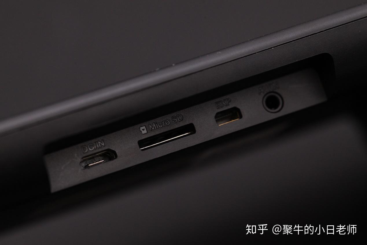 自己怎么检查行车安全记录仪记录 v2-2aa175d31bee722efcc32dcae8e9556f_r.jpg