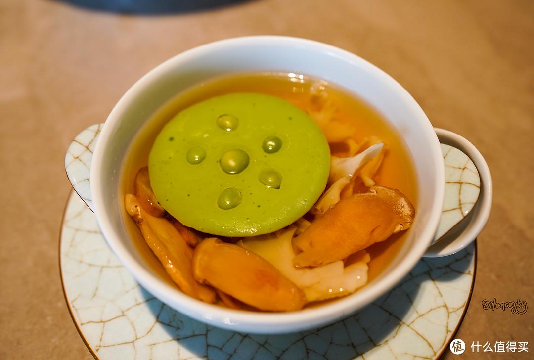 21566,莲蓬生态珍菌汤