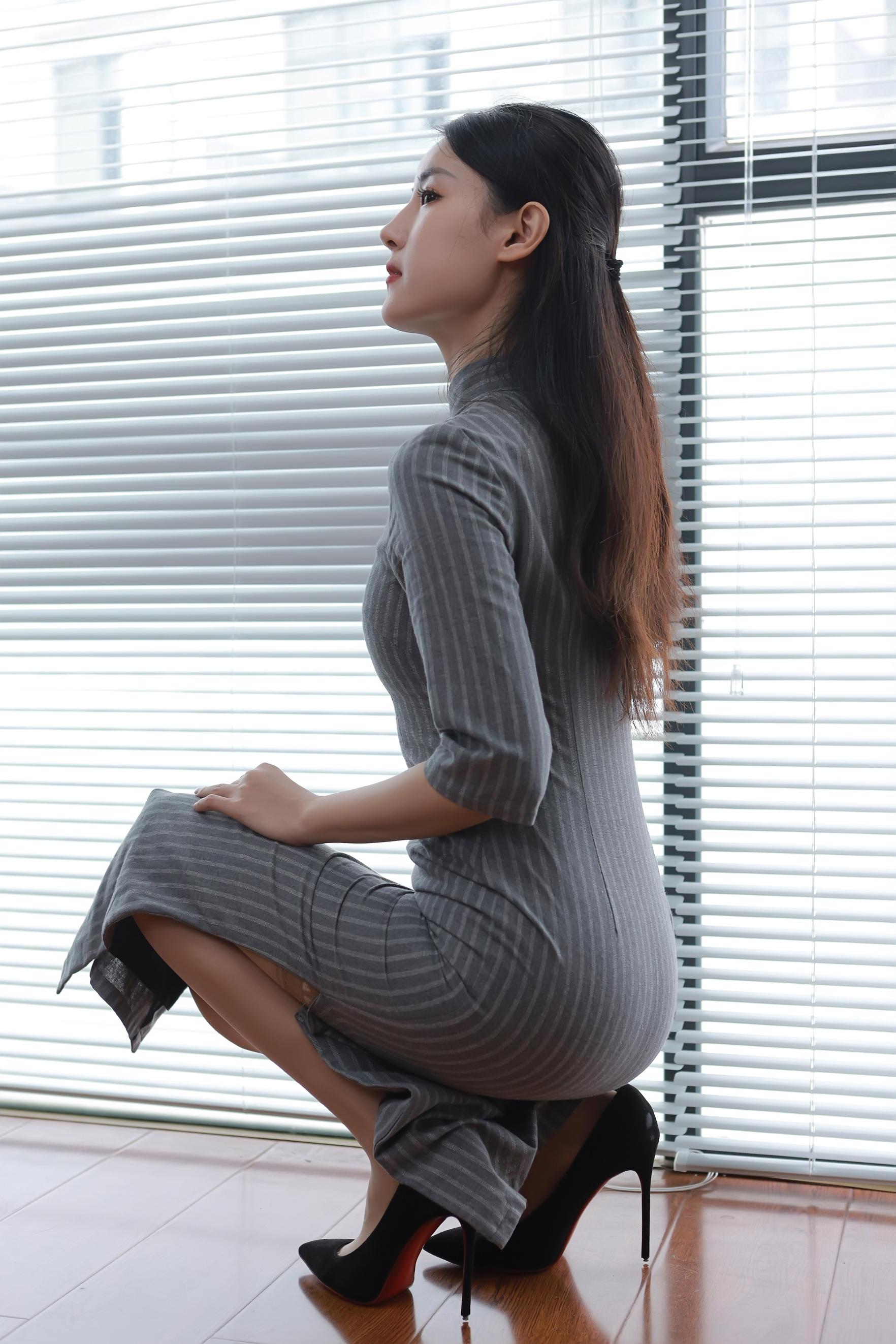 旗袍搭配丝袜,传统与现代完美融合,散发女人魅力 - 知乎